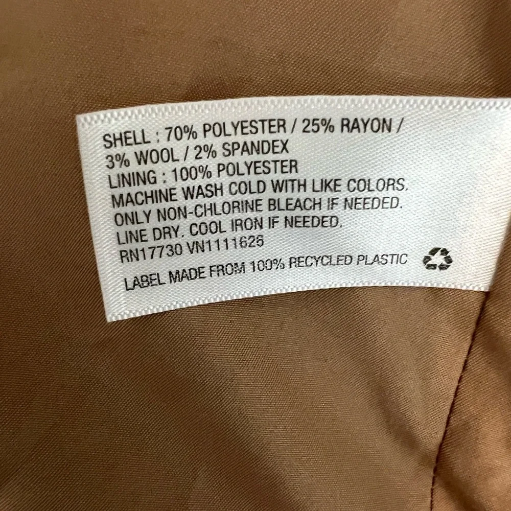 Merona Tan sleeveless long jacket